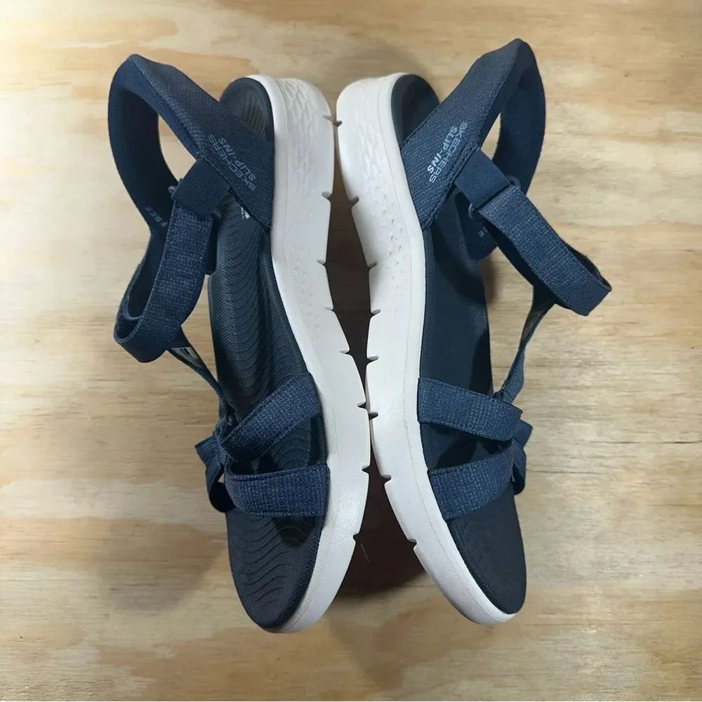 Skechers Navy Blue GOwalk Sport Strap Sandals Womens Size 11 - Picture 3 of 8